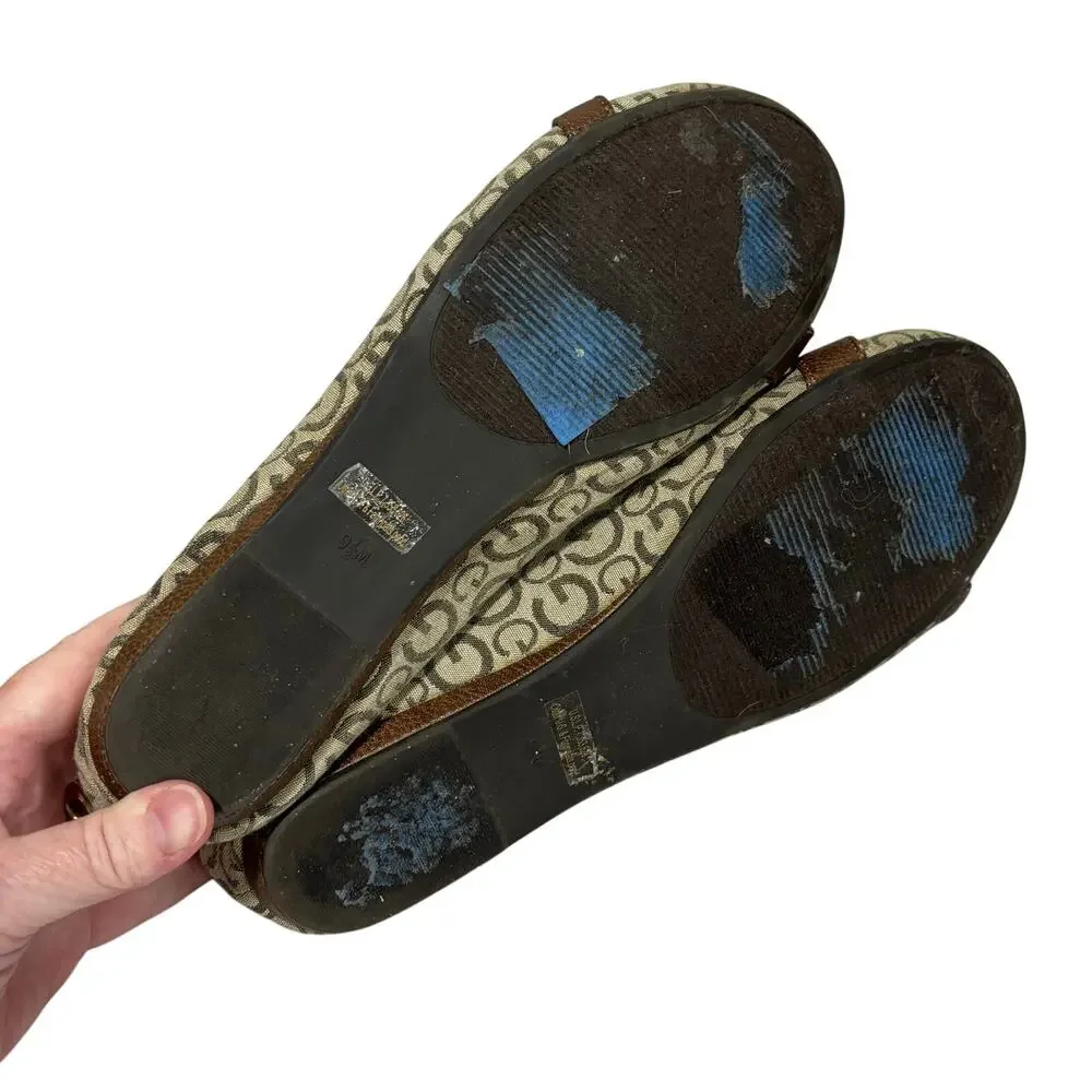Guess flats ladies slip on casual shoes tan brown logo canvas gold buckle 9.5M
